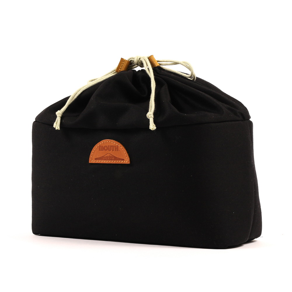 新作ストリングケースMブラック